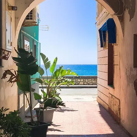 Loft Giardini-Naxos